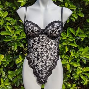 Vtg Victoria's Secret Black Lace Thong Bodysuit